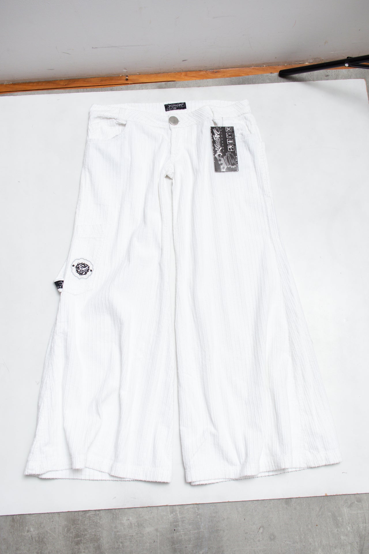 #174 Phat Farm Pants White | c. 192 | Size 14