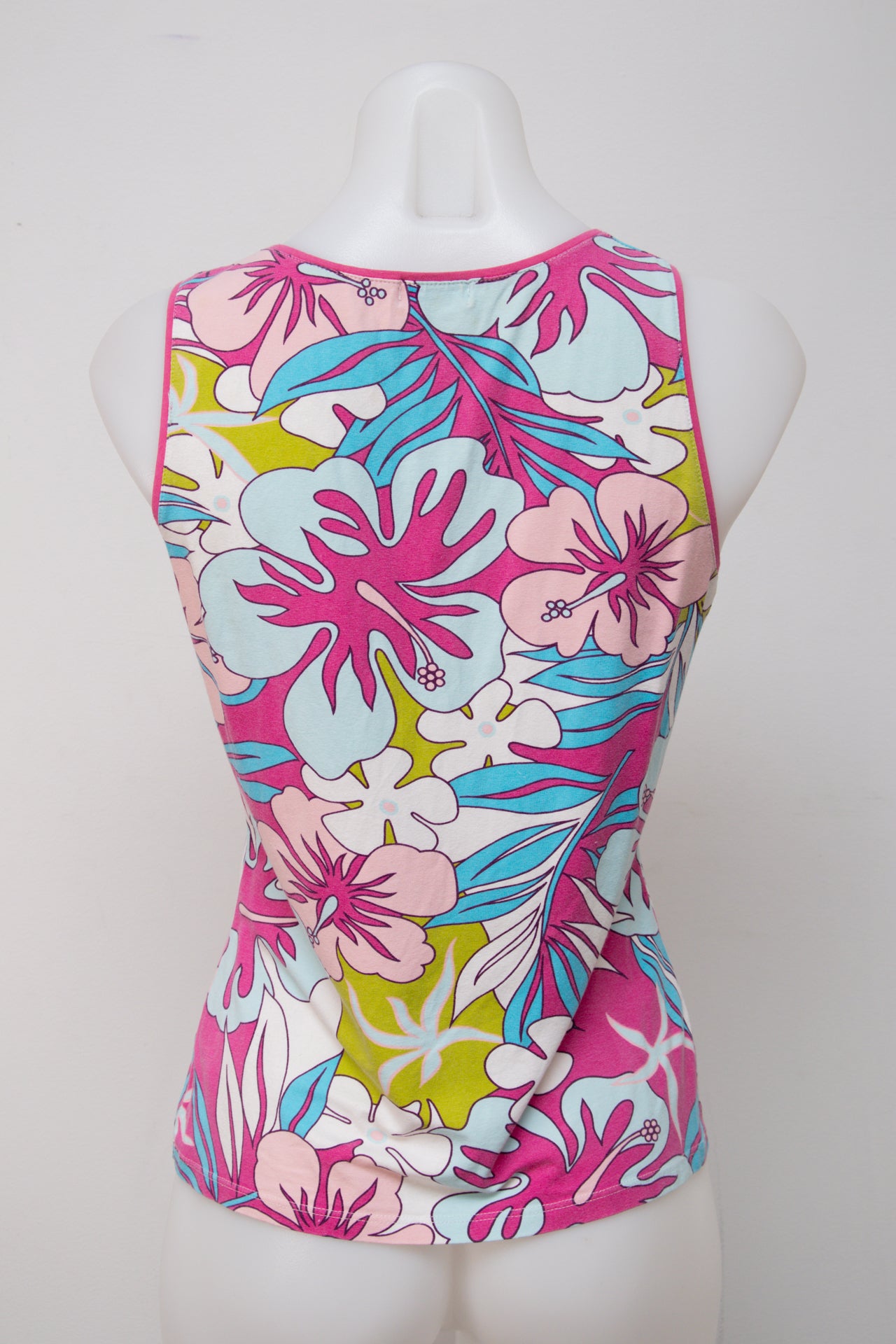 #073 Easy Wear Tank Top Pink | c. 199 | Size 8