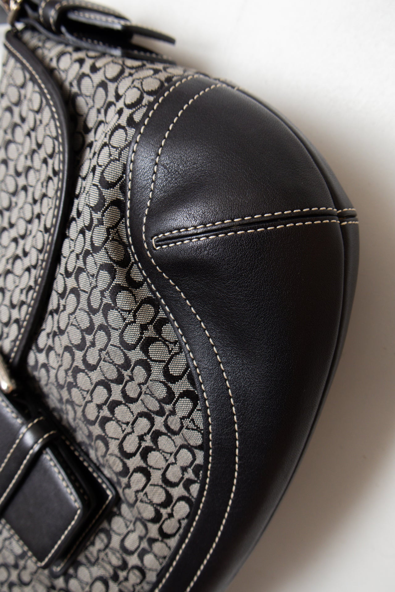 #210 Coach Black | c. 194 | Size