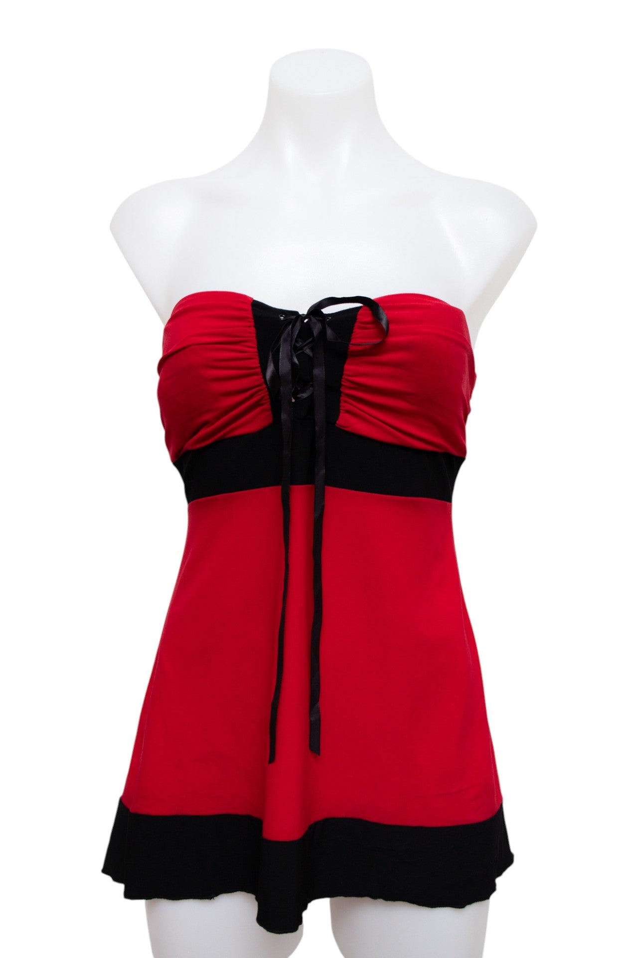 #003 Body Central Mini Skirt Red | c. 203 | Size 8