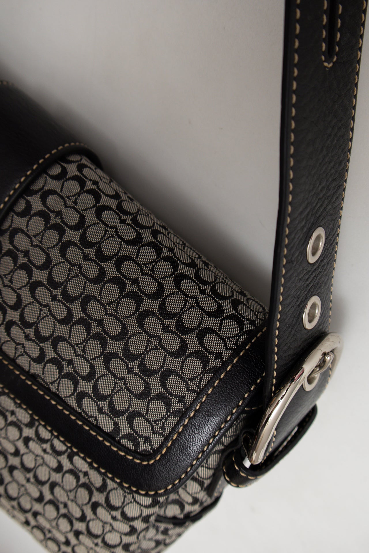 # Coach Shoulder Bag Black | c. | Size