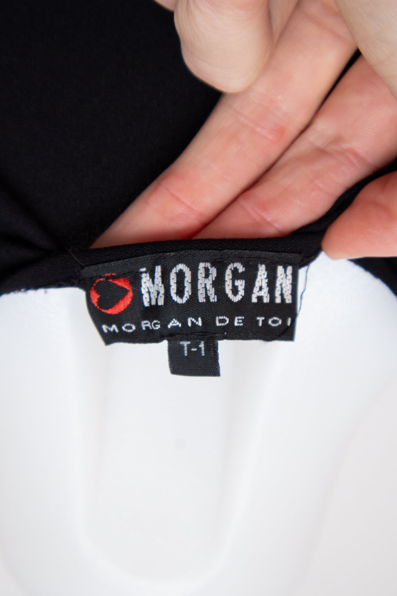 #005 Morgan Tank Top Black | c. 202 | Size 8