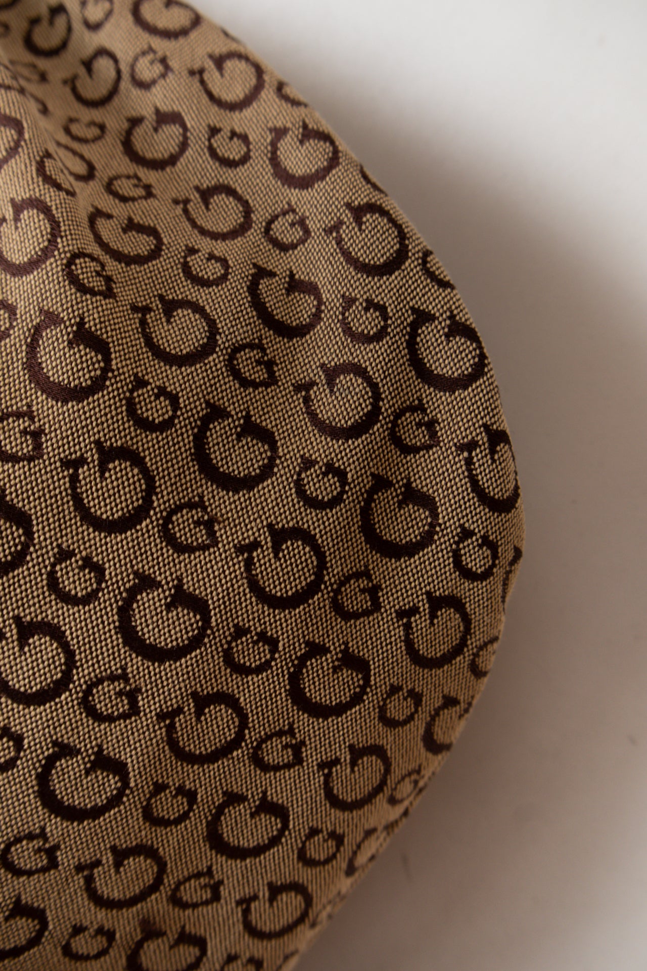 #202 Guess Shoulder Bag Brown | c. | Size