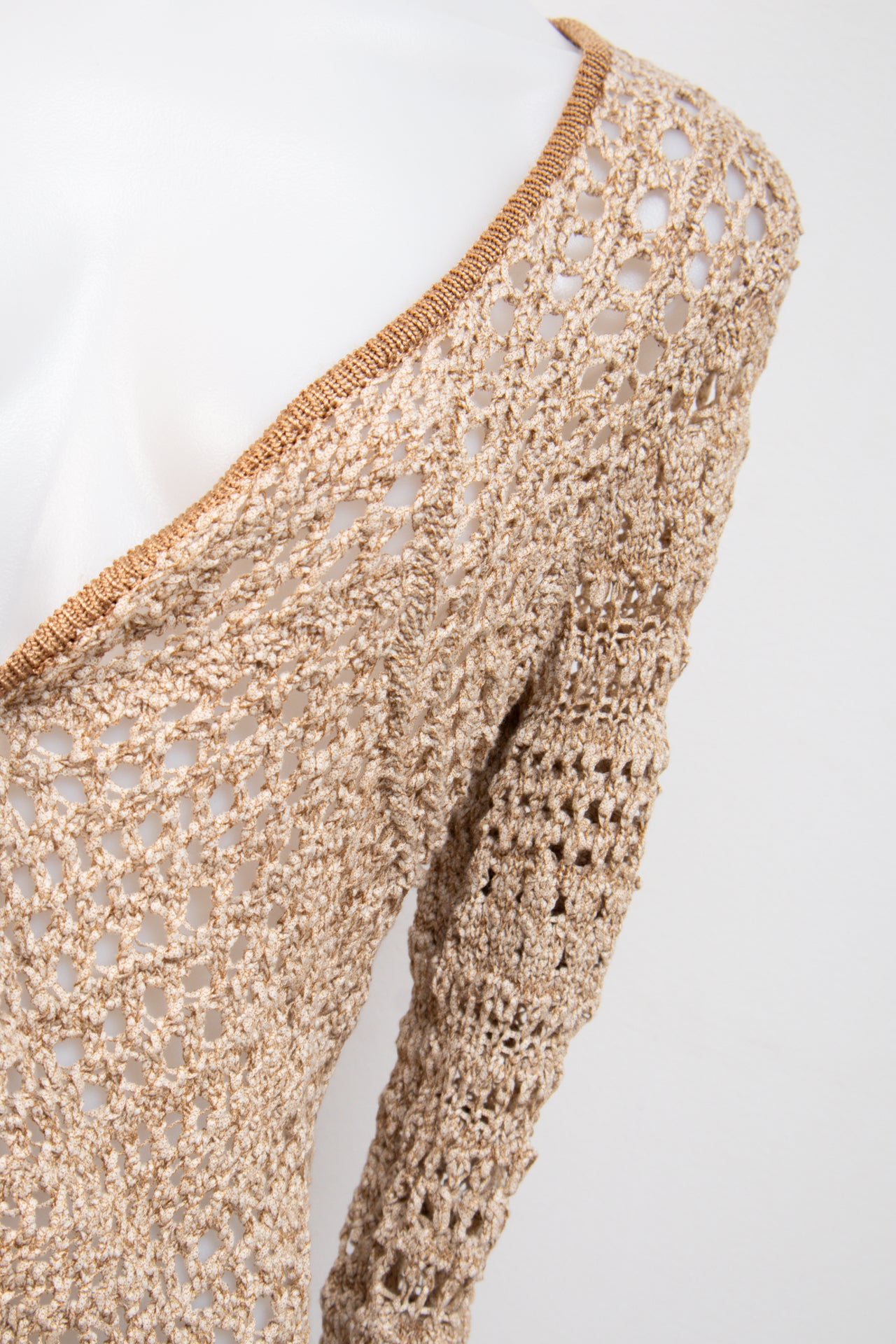 #146 Simply Vera Vera Wang Camisole Top Gold | c. | Size 8
