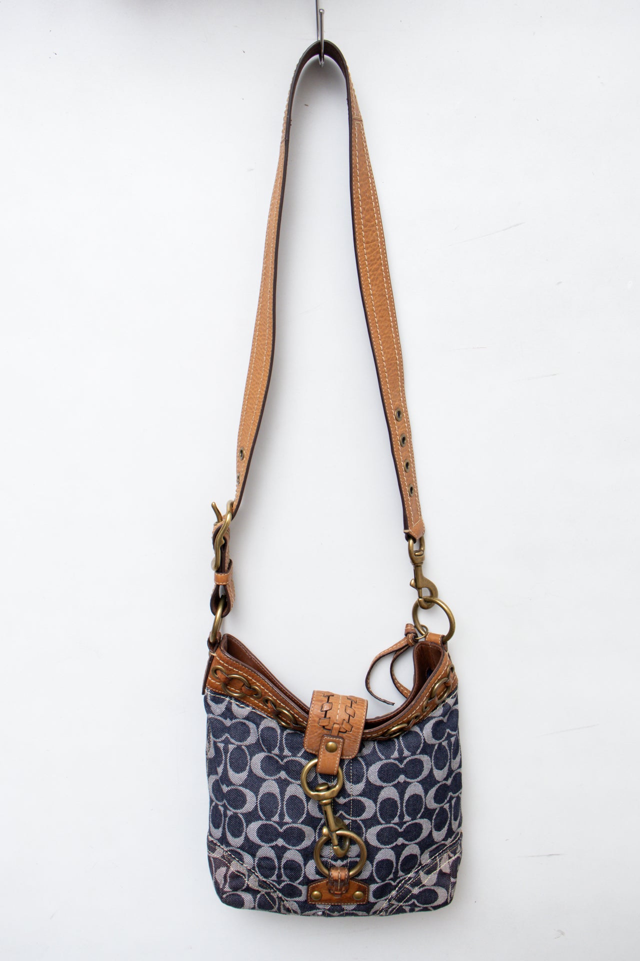 #213 Coach Shoulder Bag Blue | c. 199 | Size