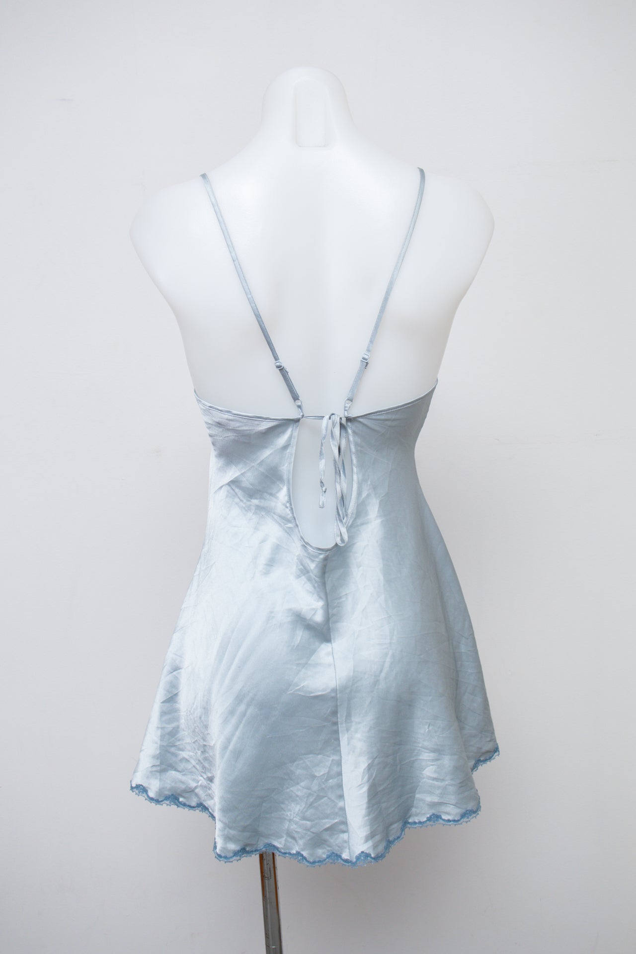#090 Victoria's Secret Cami Blue | c. 210 | Size 10