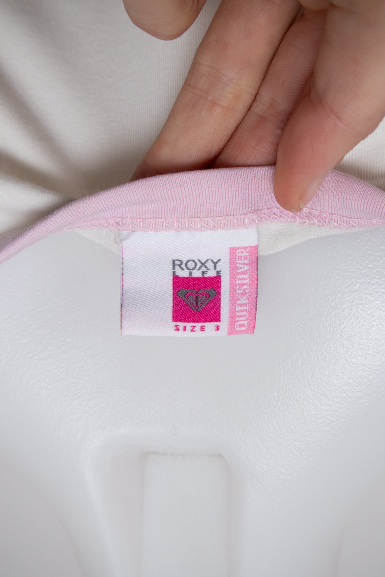 #041 Roxy T-shirt White | c. 204 | Size 8