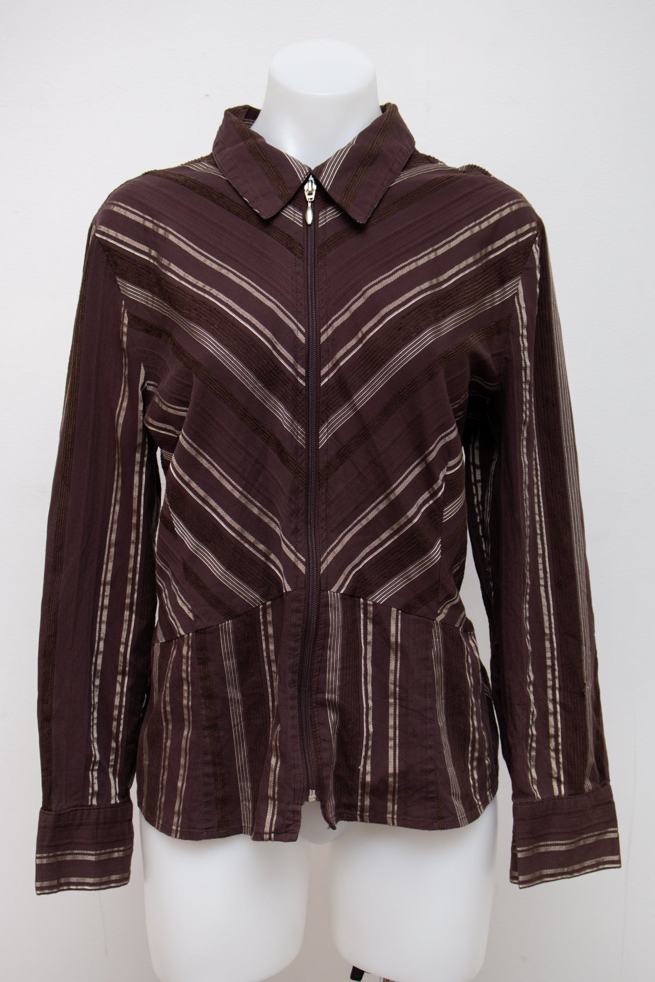 #97 Jessica T-shirt Brown | c. 197 | Size