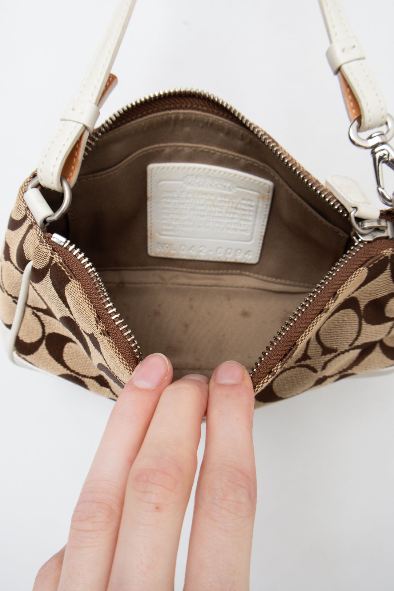 #182 Coach Shoulder Bag Brown | c. 200 | Size