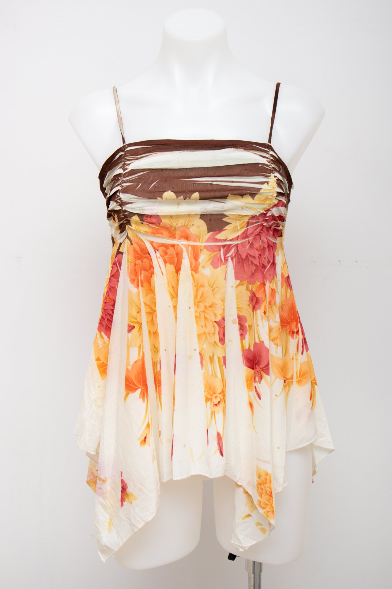 #96 M.k.m Mini Skirt White | c. 194 | Size 8