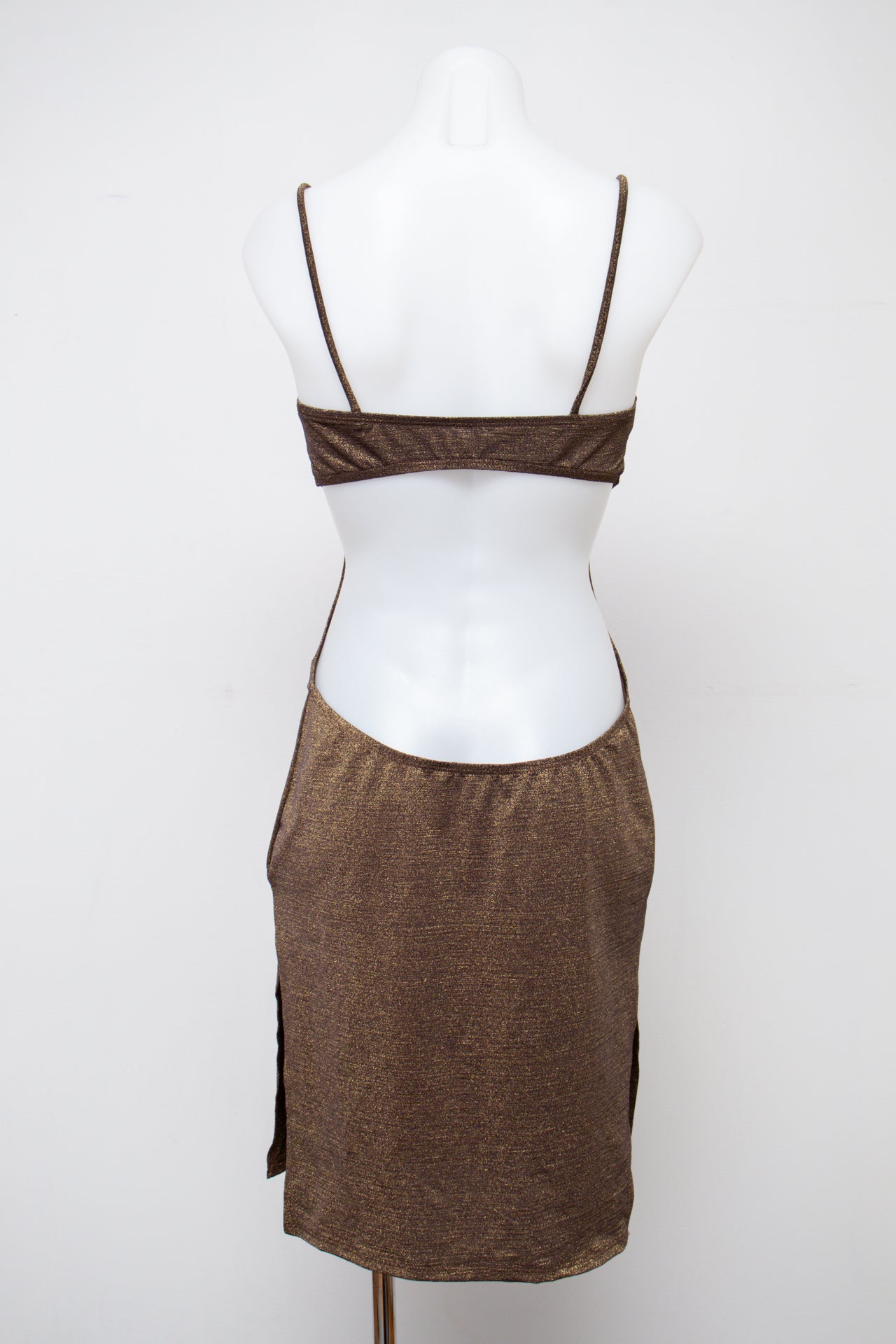 #099 Short Sleeve Brown | c. 210 | Size 8