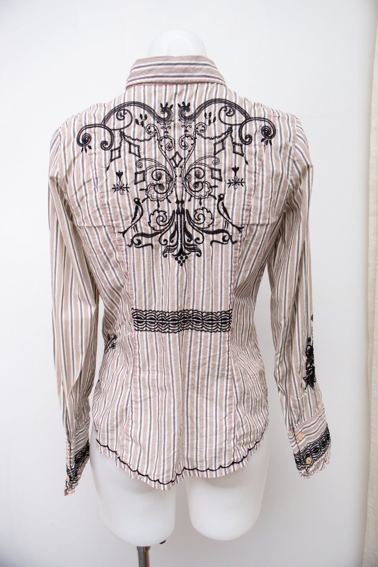 #107 3j Workshop T-shirt White | c. 198 | Size 8