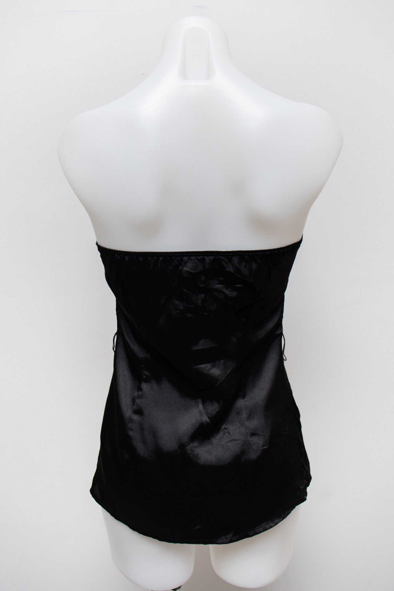 #50 5 7 9 Camisole Top Black | c. 185 | Size 8