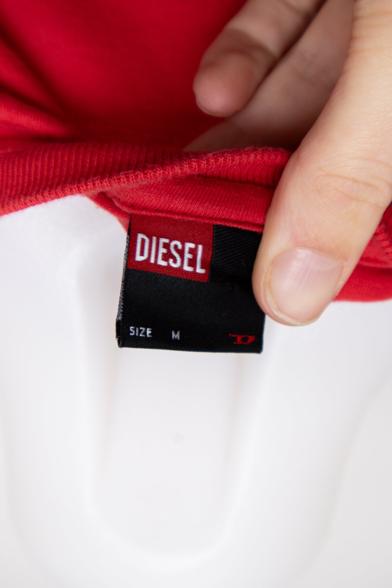 #83 Diesel T-shirt Red | c. 193 | Size 10