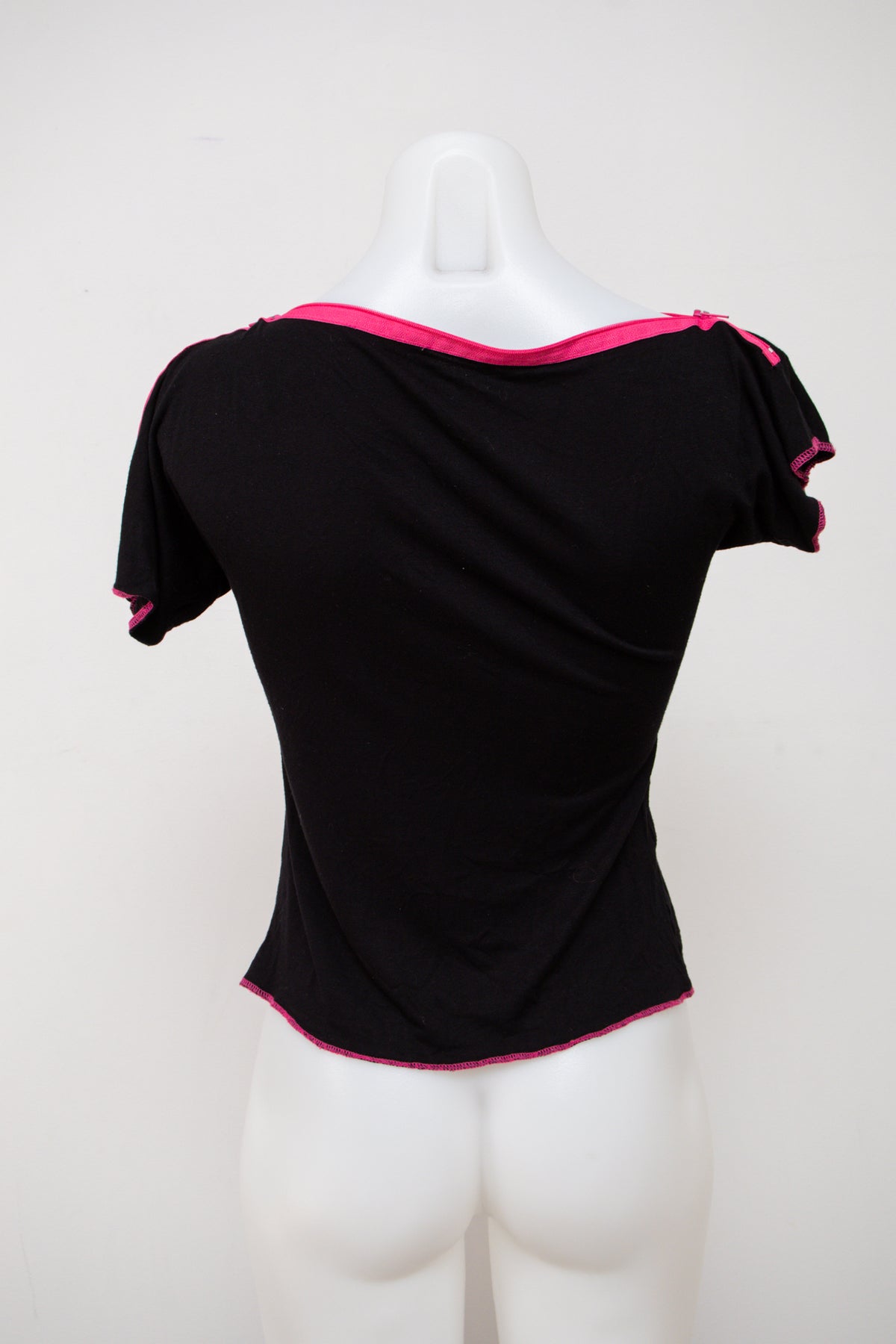 #058 Mim T-shirt Black | c. | Size 8/10