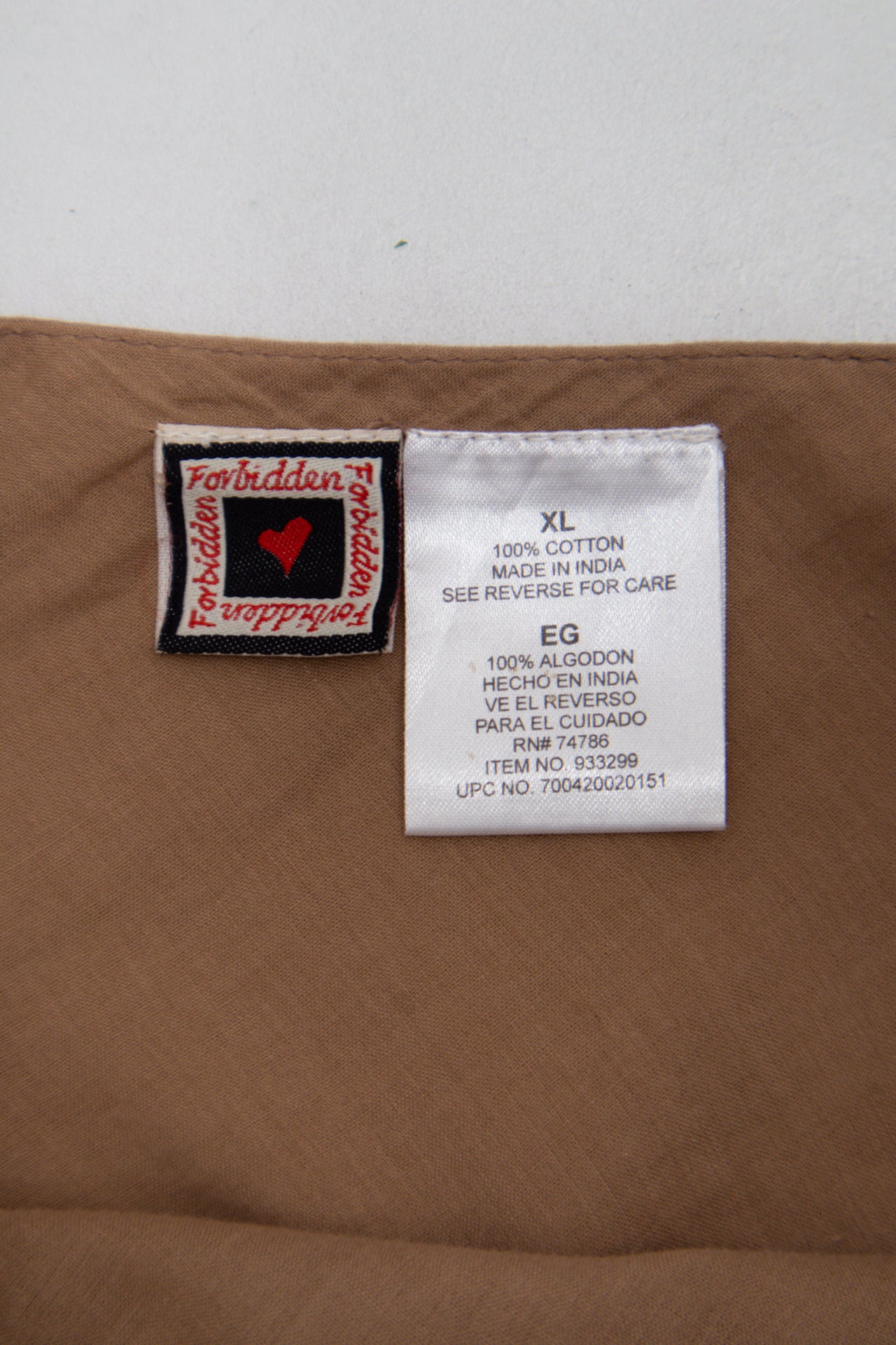 # Forbidden Heartbreaker Skirt Beige | c. 193 | Size 14/16