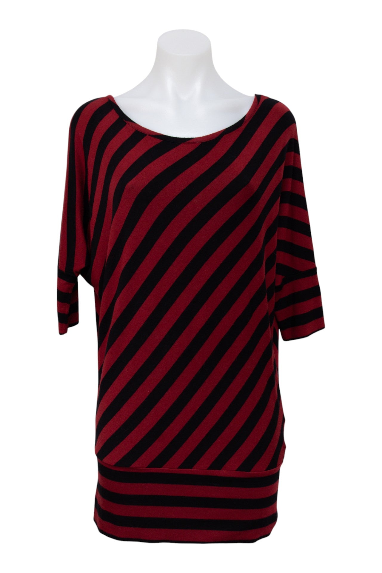 #60 Clock House T-shirt Red | c. 195 | Size 10
