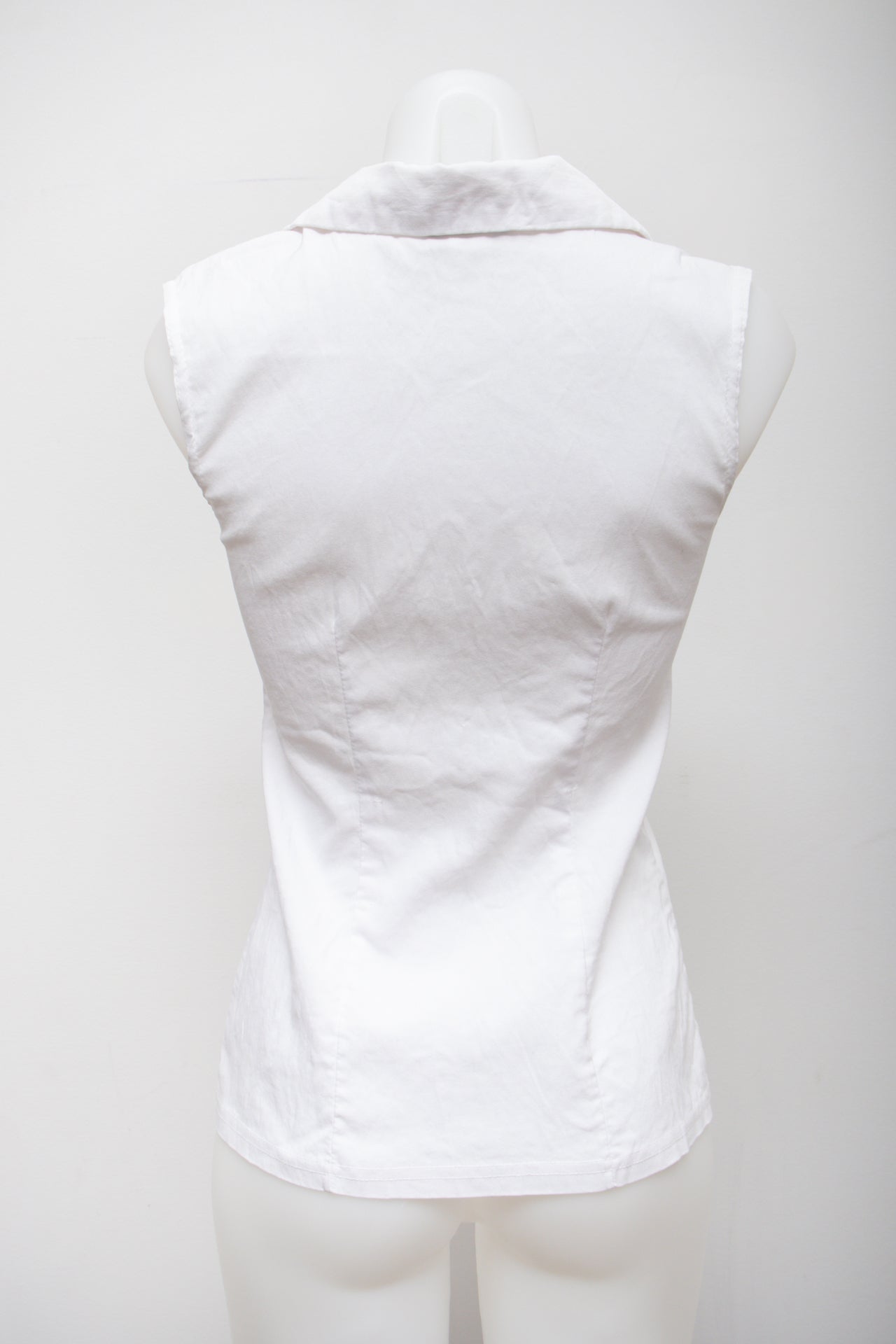 #84 Rag Tank Top White | c. 178 | Size 6