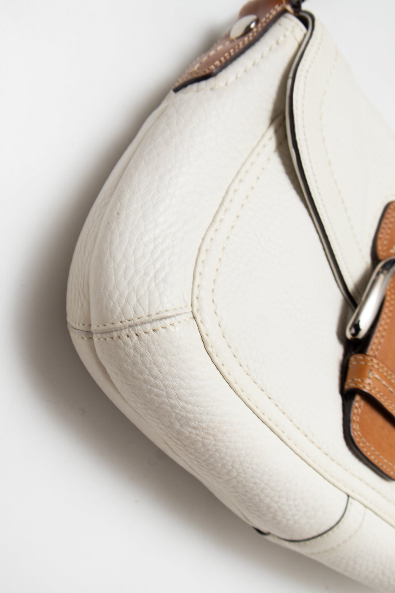 #159 Coach Shoulder Bag White | c. 187 | Size