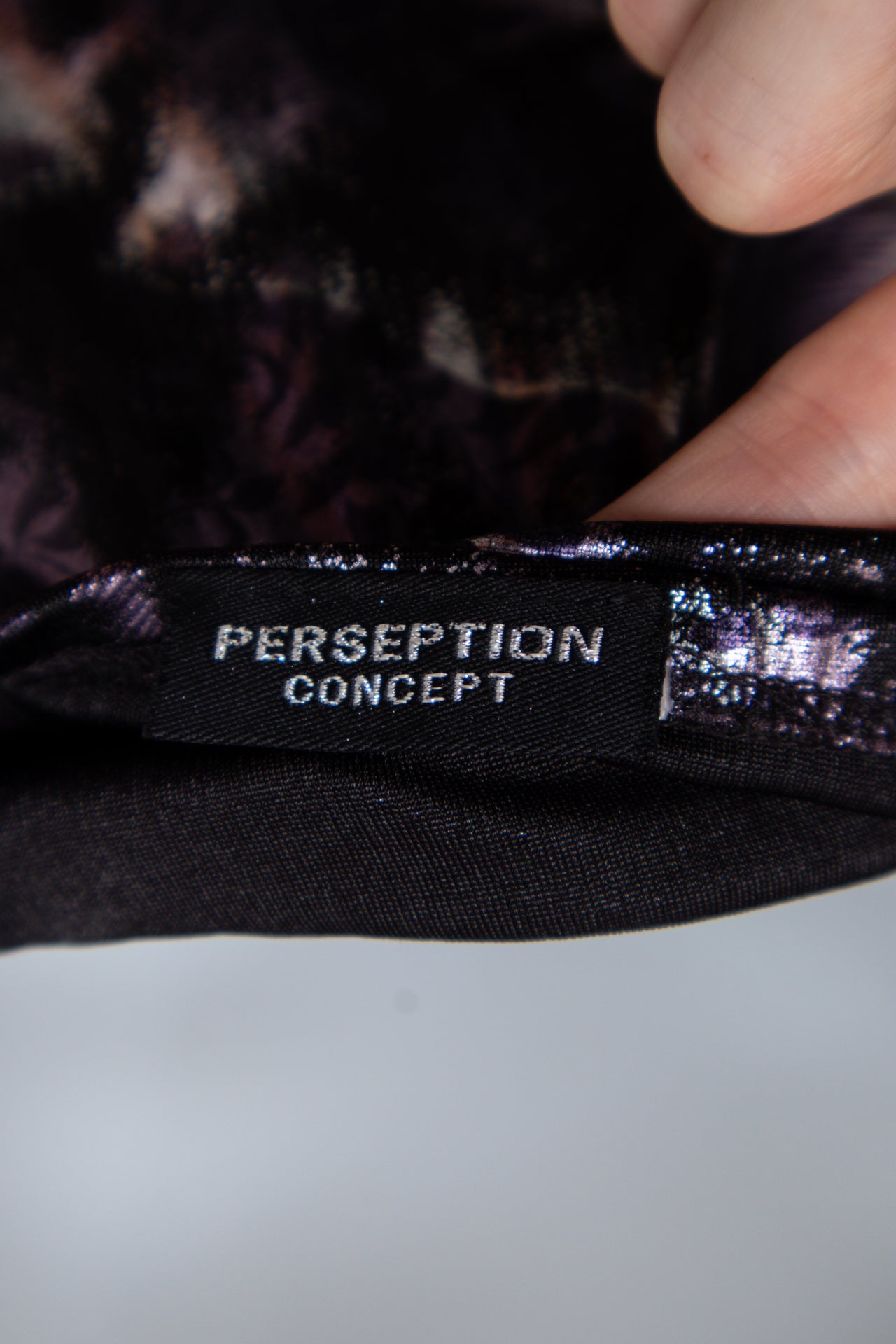 #07 Perseption Concept Halter Top Purple | c. 193 | Size 10