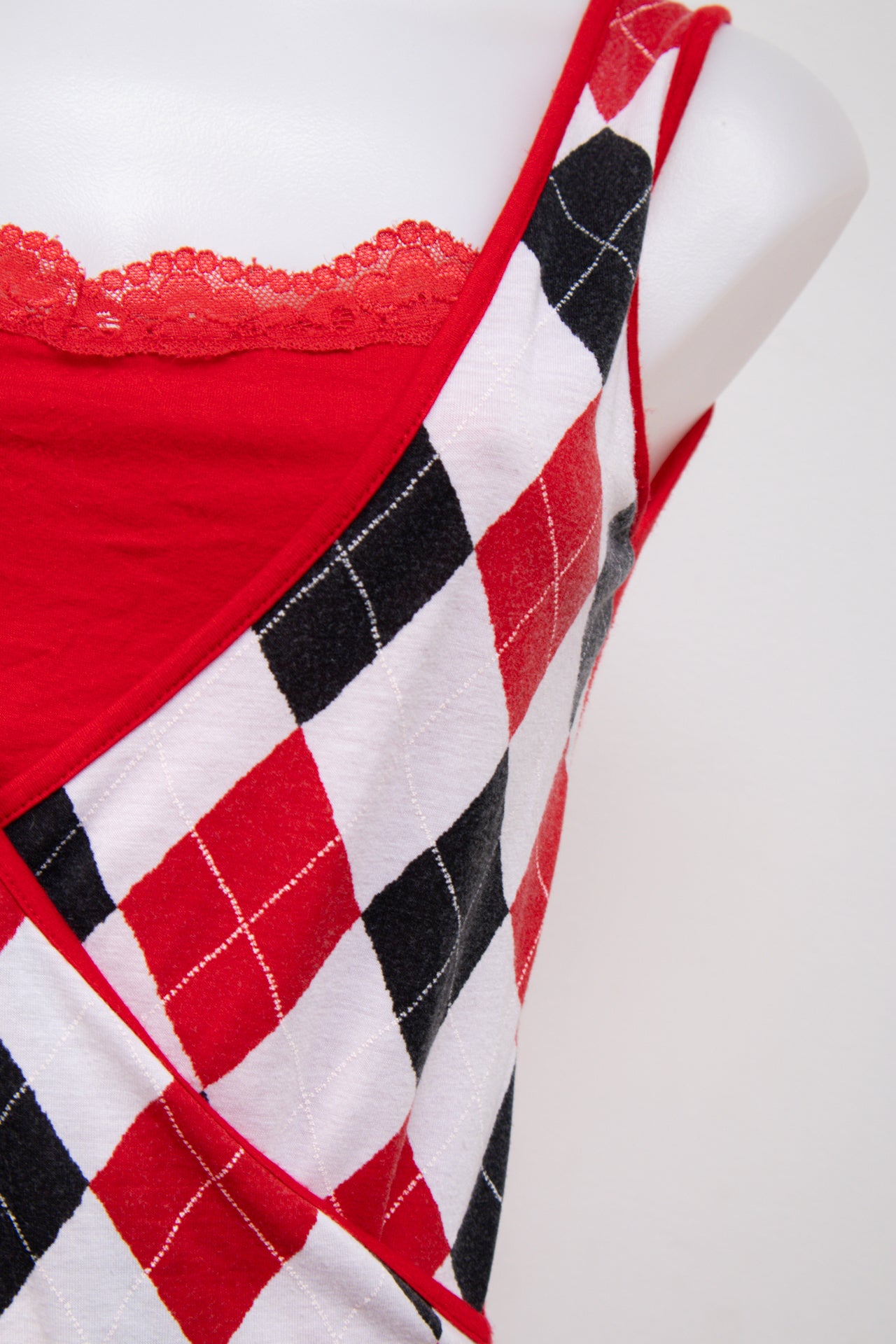 #086 Belle & Coeur Cami Top Red | c. 201 | Size 8