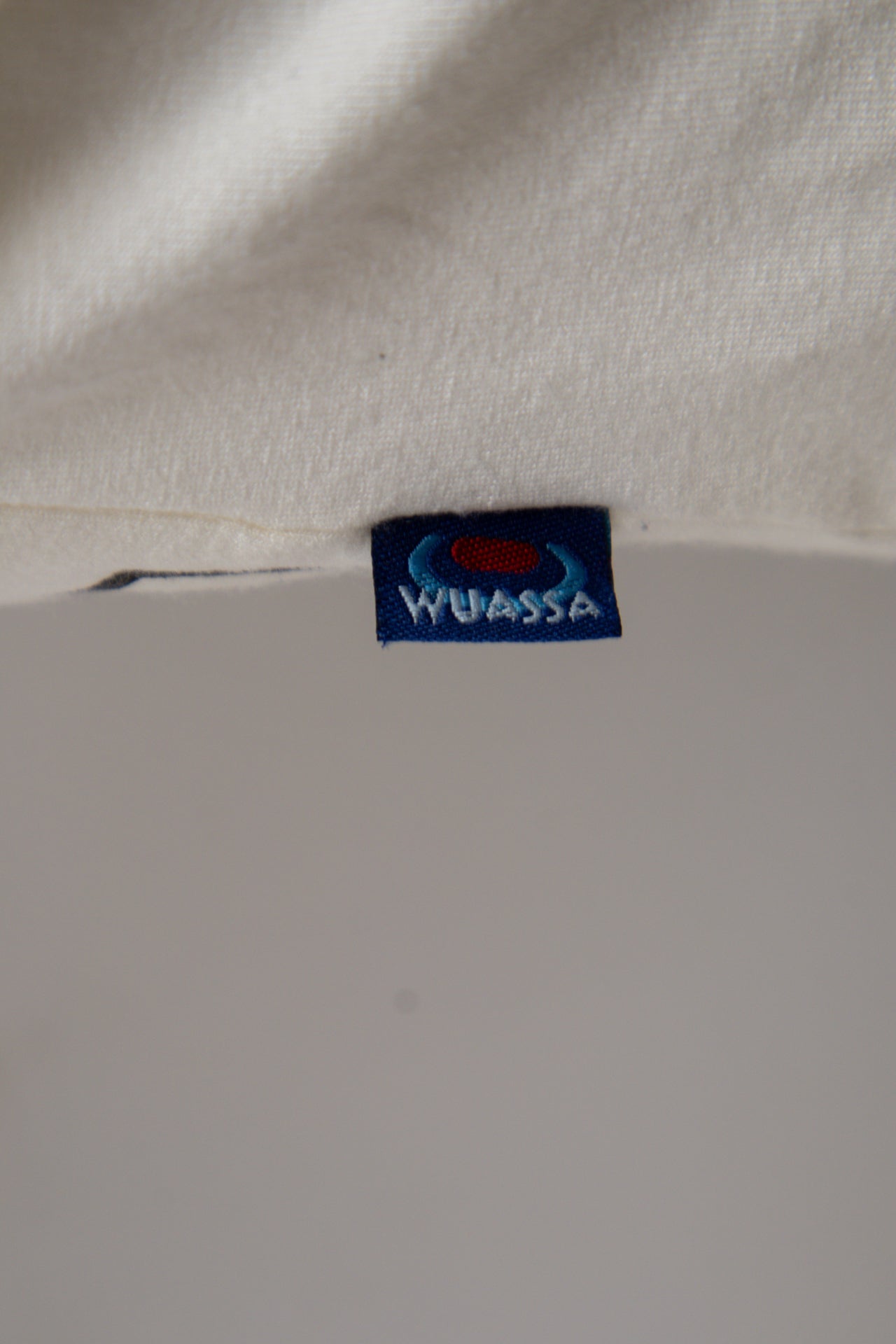 #098 Wuassa T-shirt White | c. 199 | Size 8
