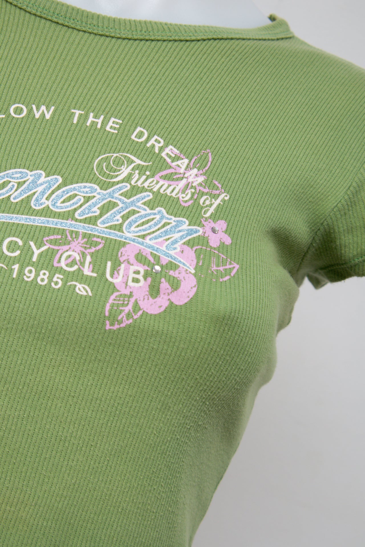 #089 United Colors Of Benetton T-shirt Green | c. 199 | Size 10