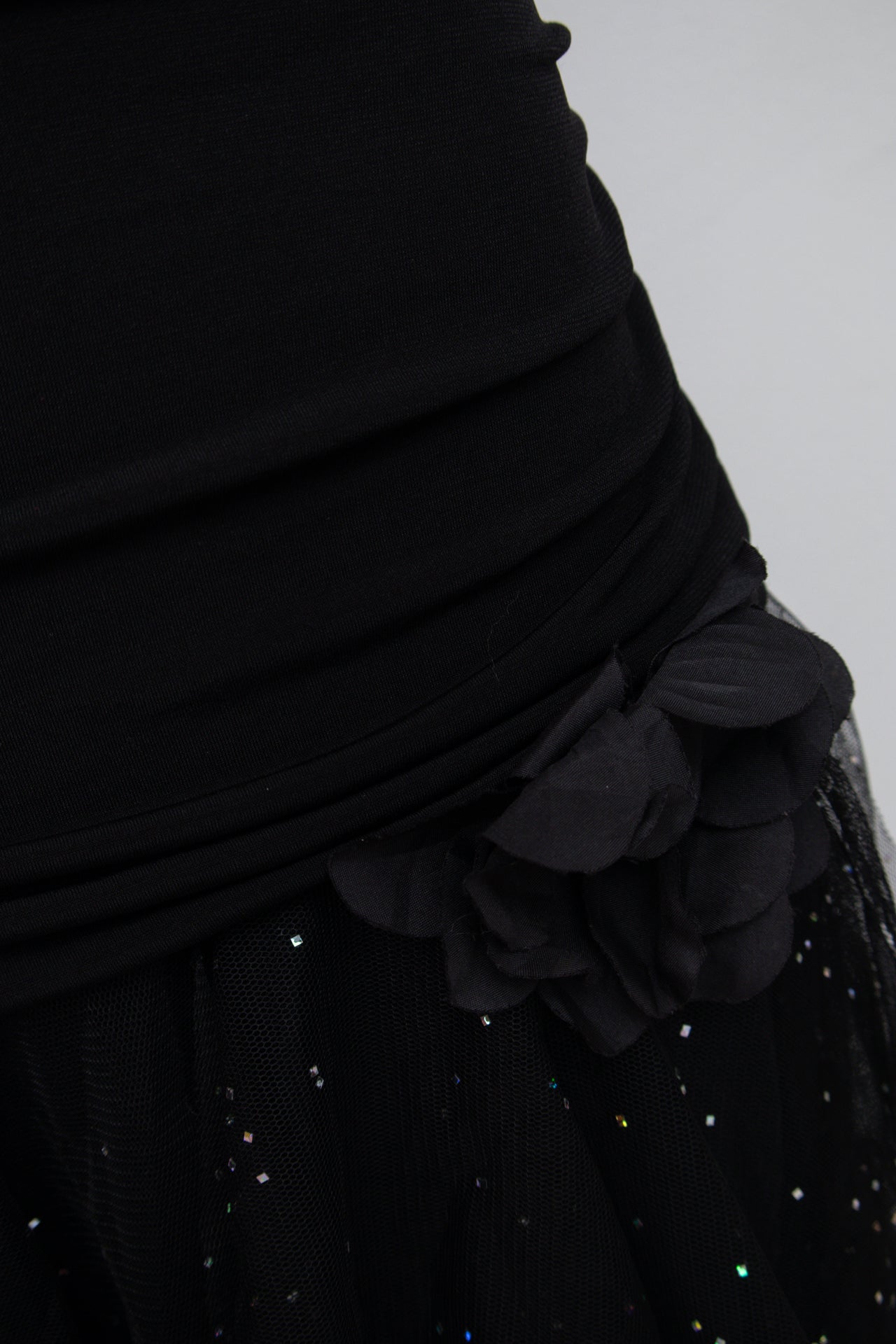 #162 Windsor Halter Top Black | c. 195 | Size 12