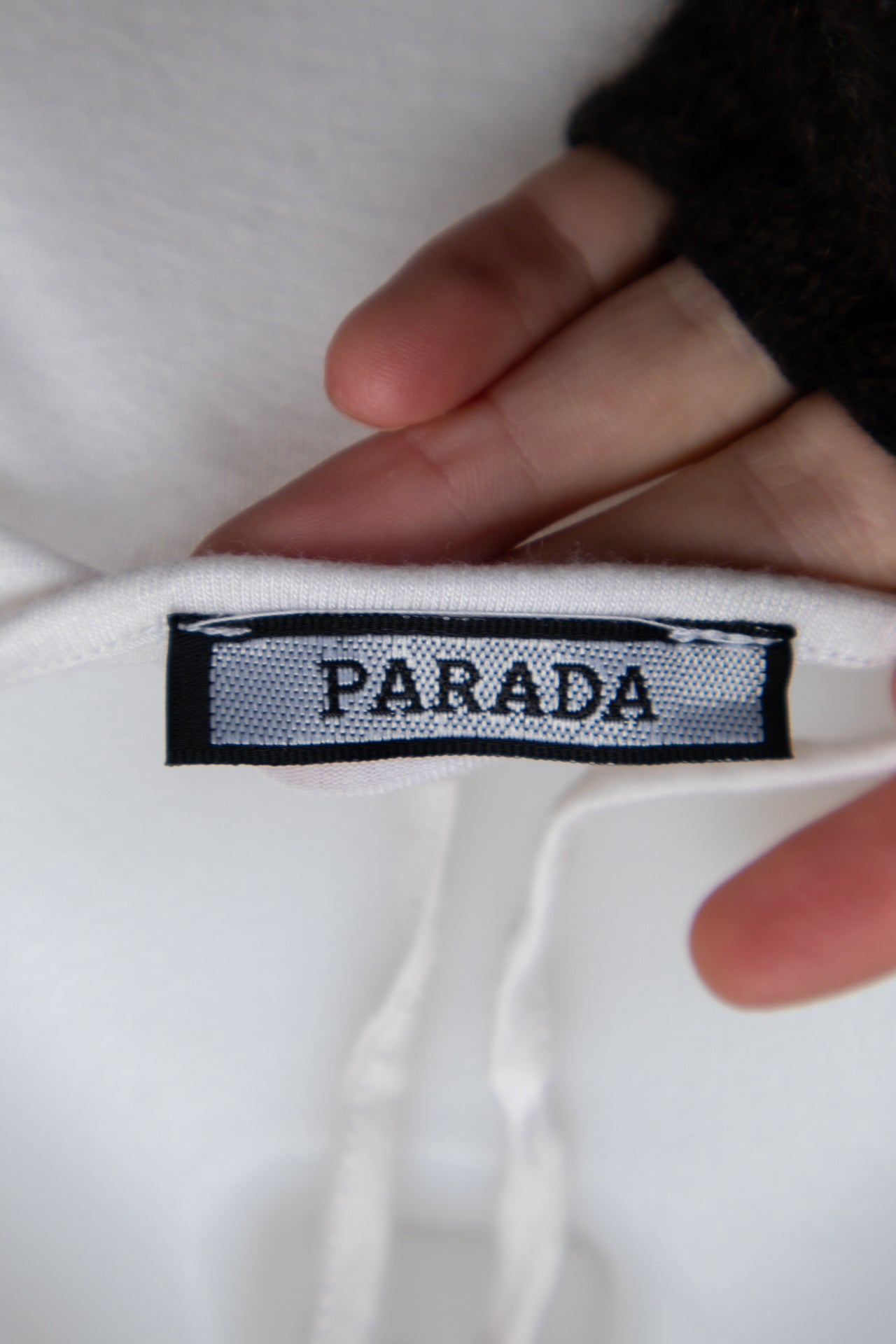 #063 Parada Tank Top White | c. 200 | Size 10