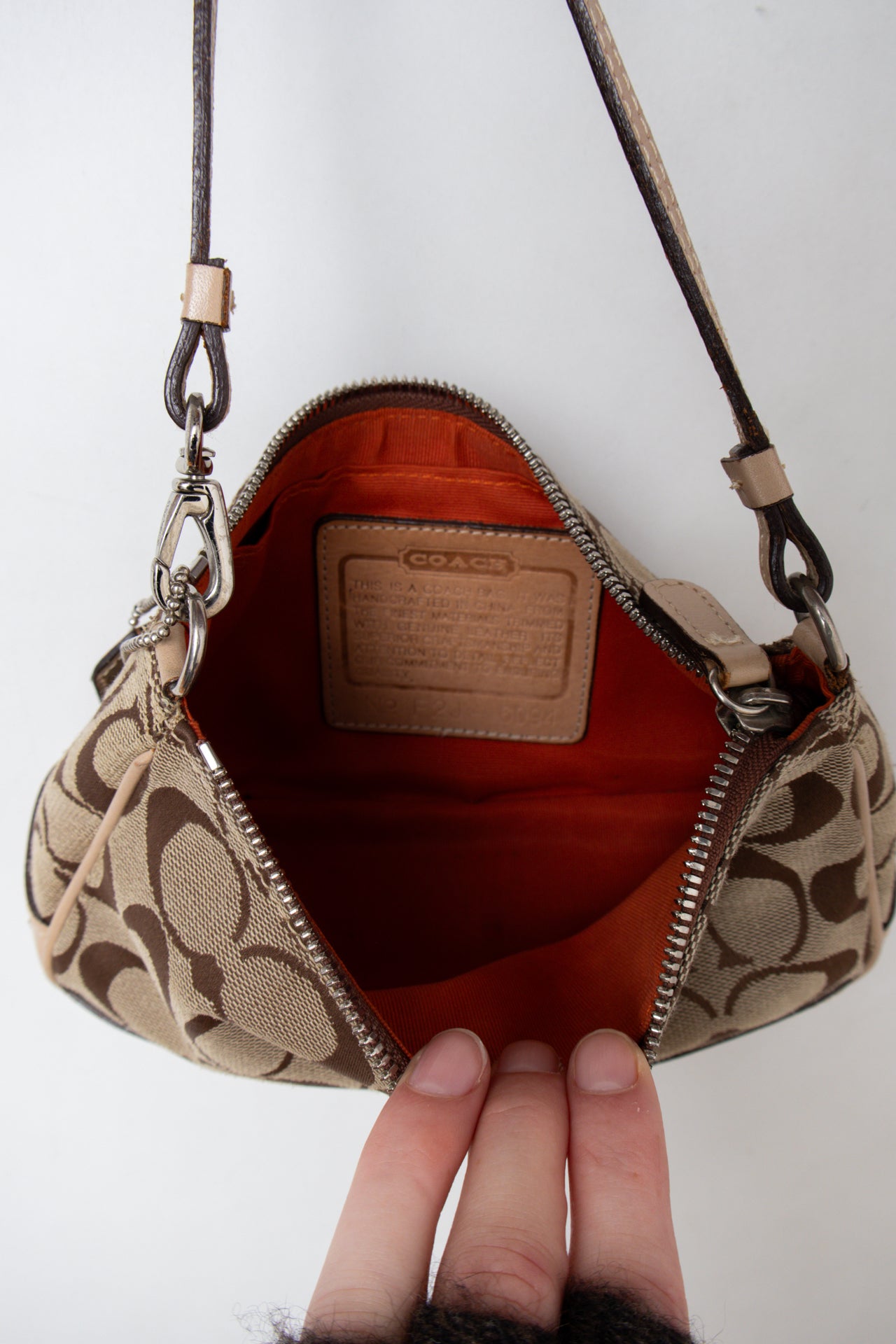 #193 Coach Shoulder Bag Brown | c. 198 | Size