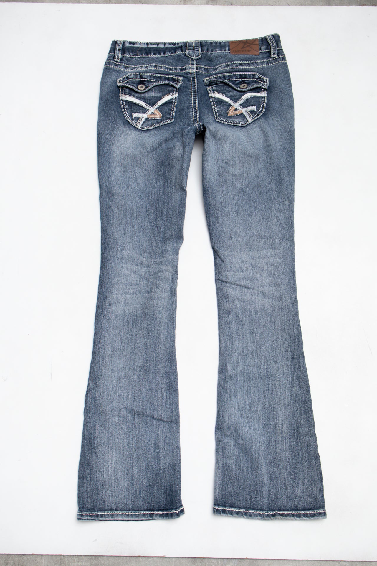 #160 Amethyst Jeans Blue | c. 193 | Size 8
