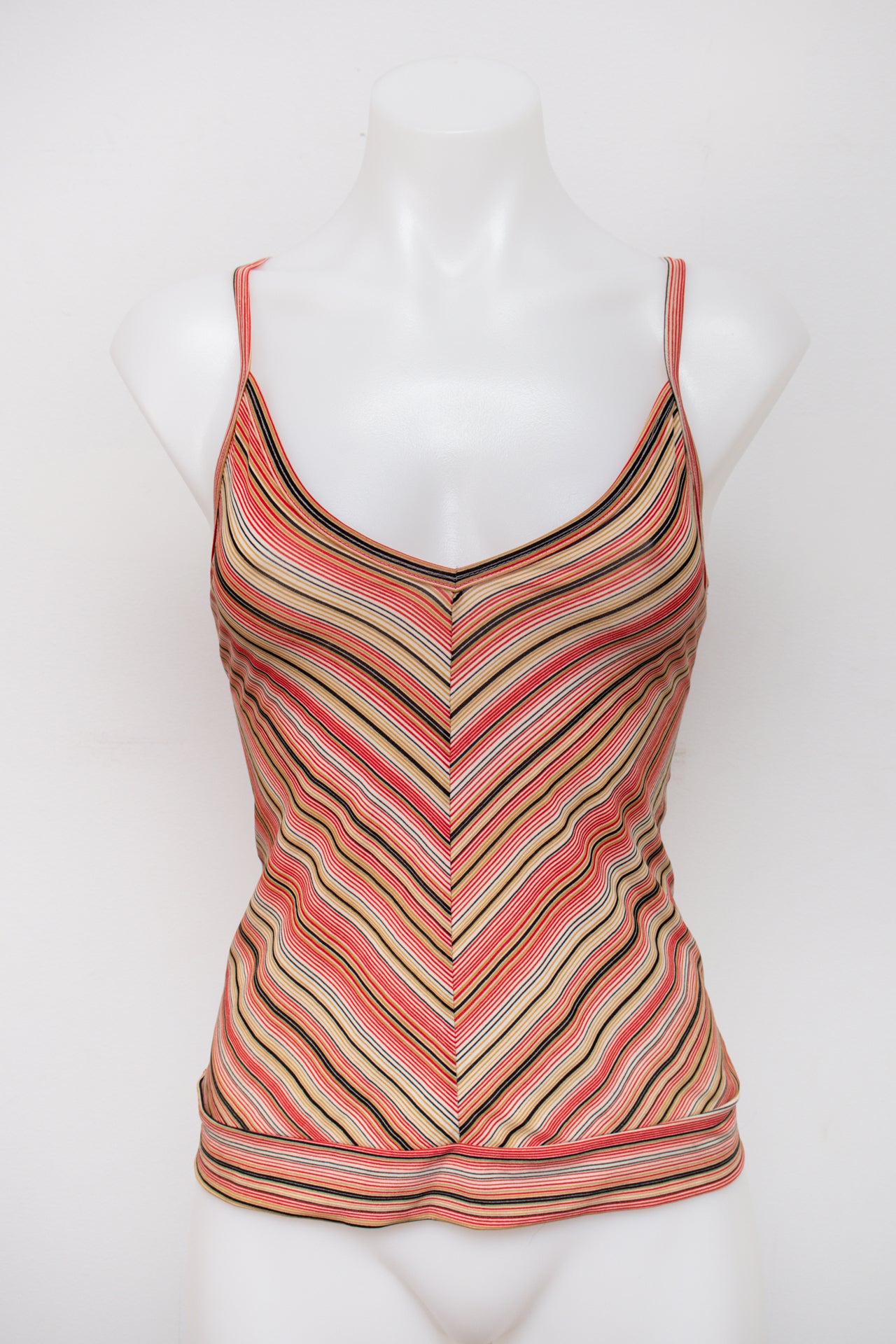 #35 Prettygood Cami Top Red | c. 195 | Size 8/10