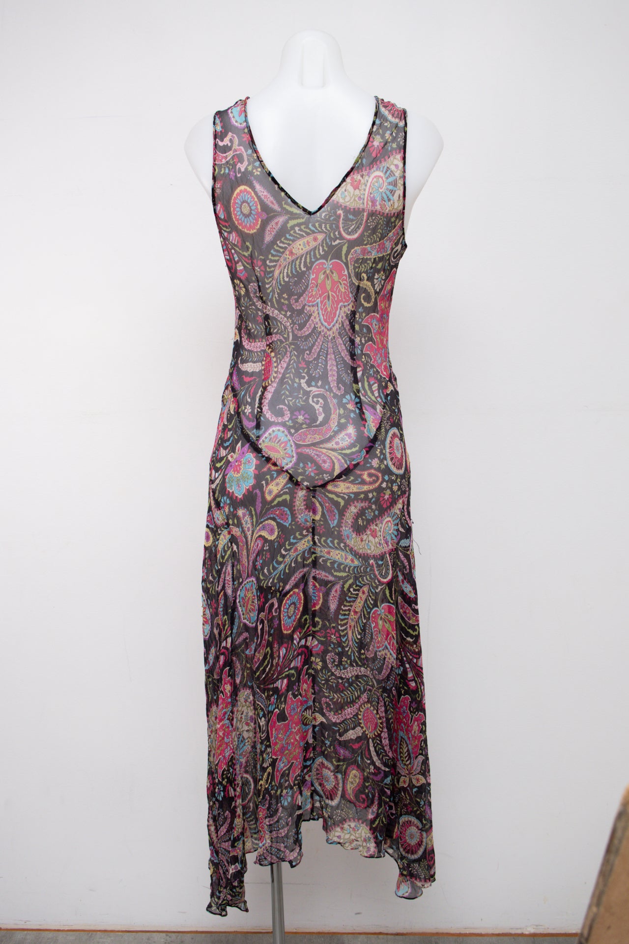 #084 Camisole Black | c. 201 | Size 8