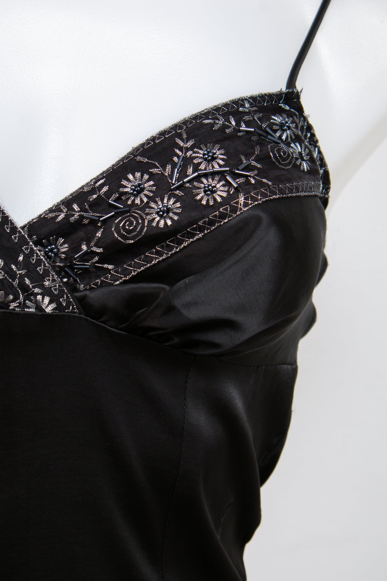 #137 Weather Vane Cami Top Black | c. 206 | Size 6