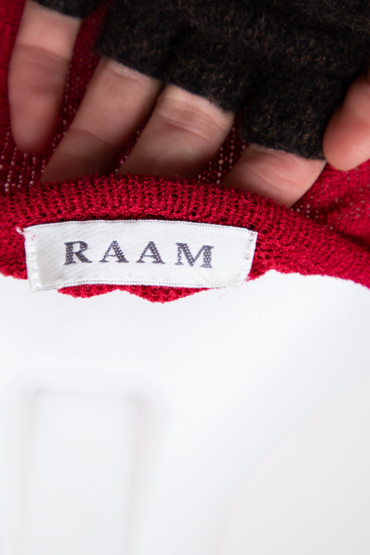 #219 Raam T-shirt Red | c. 199 | Size 8
