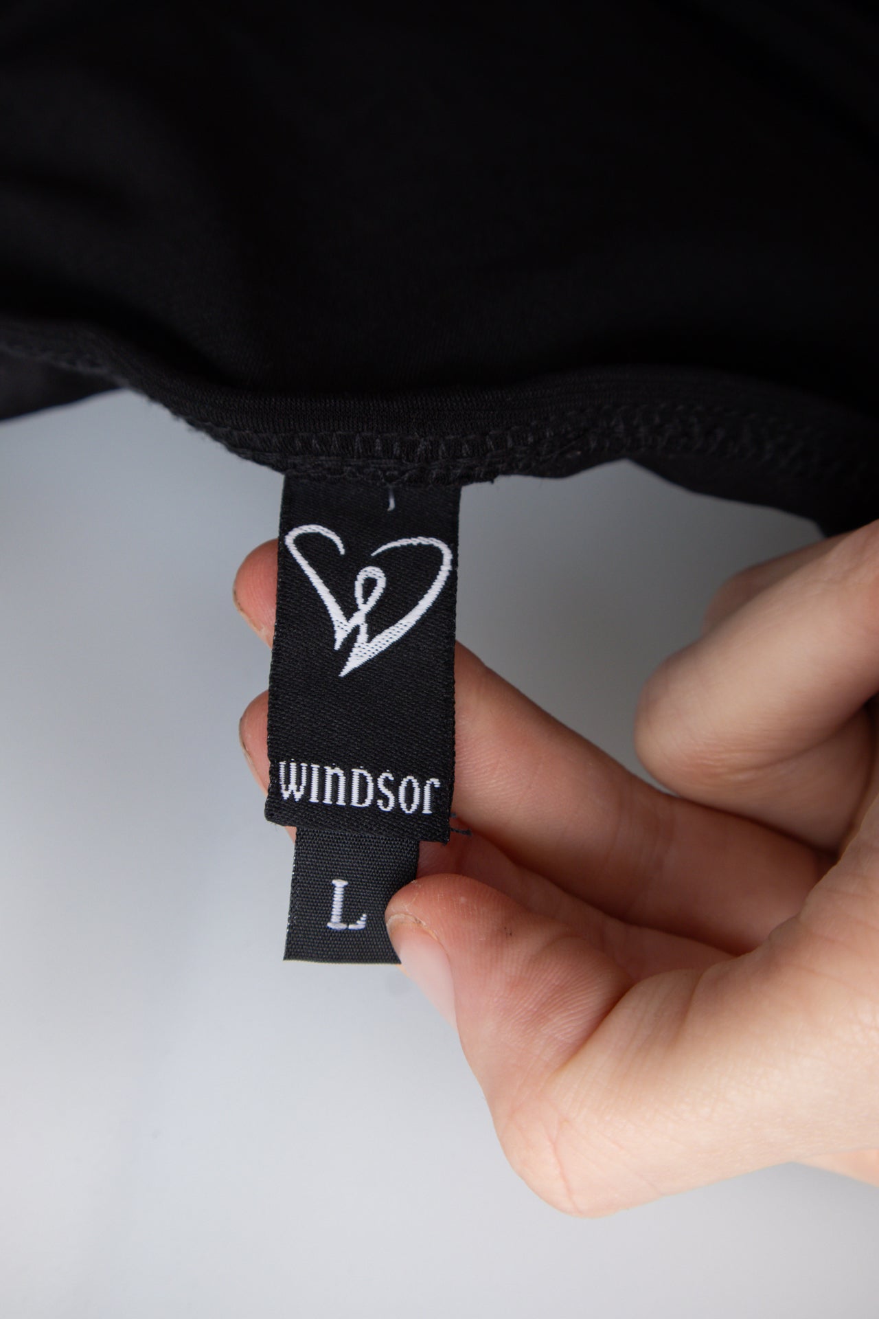 #162 Windsor Halter Top Black | c. 195 | Size 12