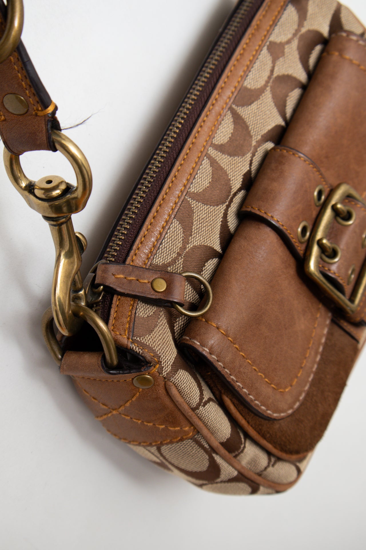 #151 Coach Shoulder Bag Brown | c. 187 | Size