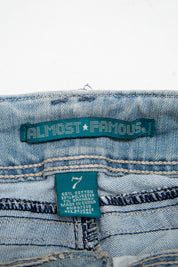 #067 Almost Famous Jeans Blue | c. 212 | Size 8