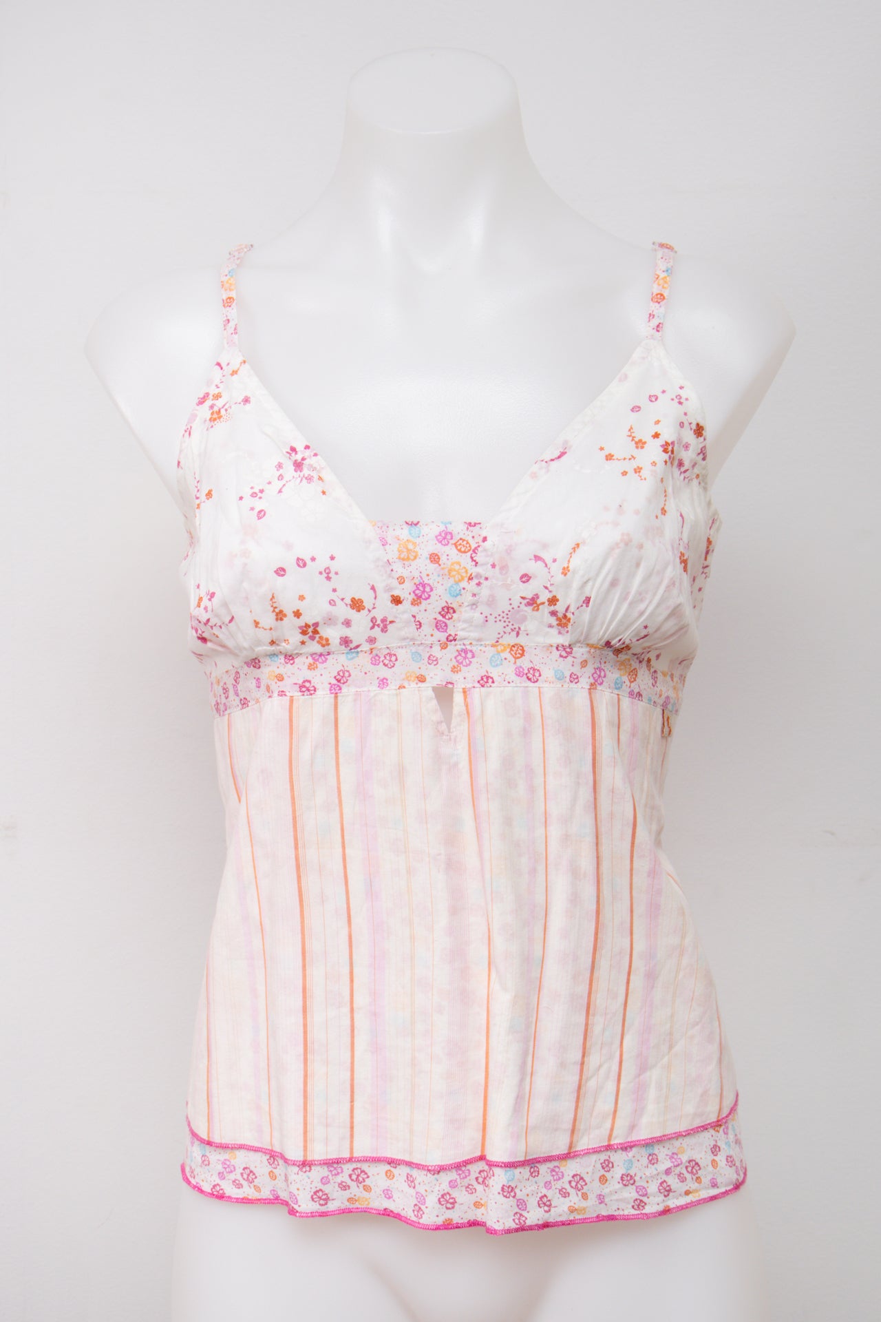 #04 Longboard Cami Top White | c. 198 | Size 8