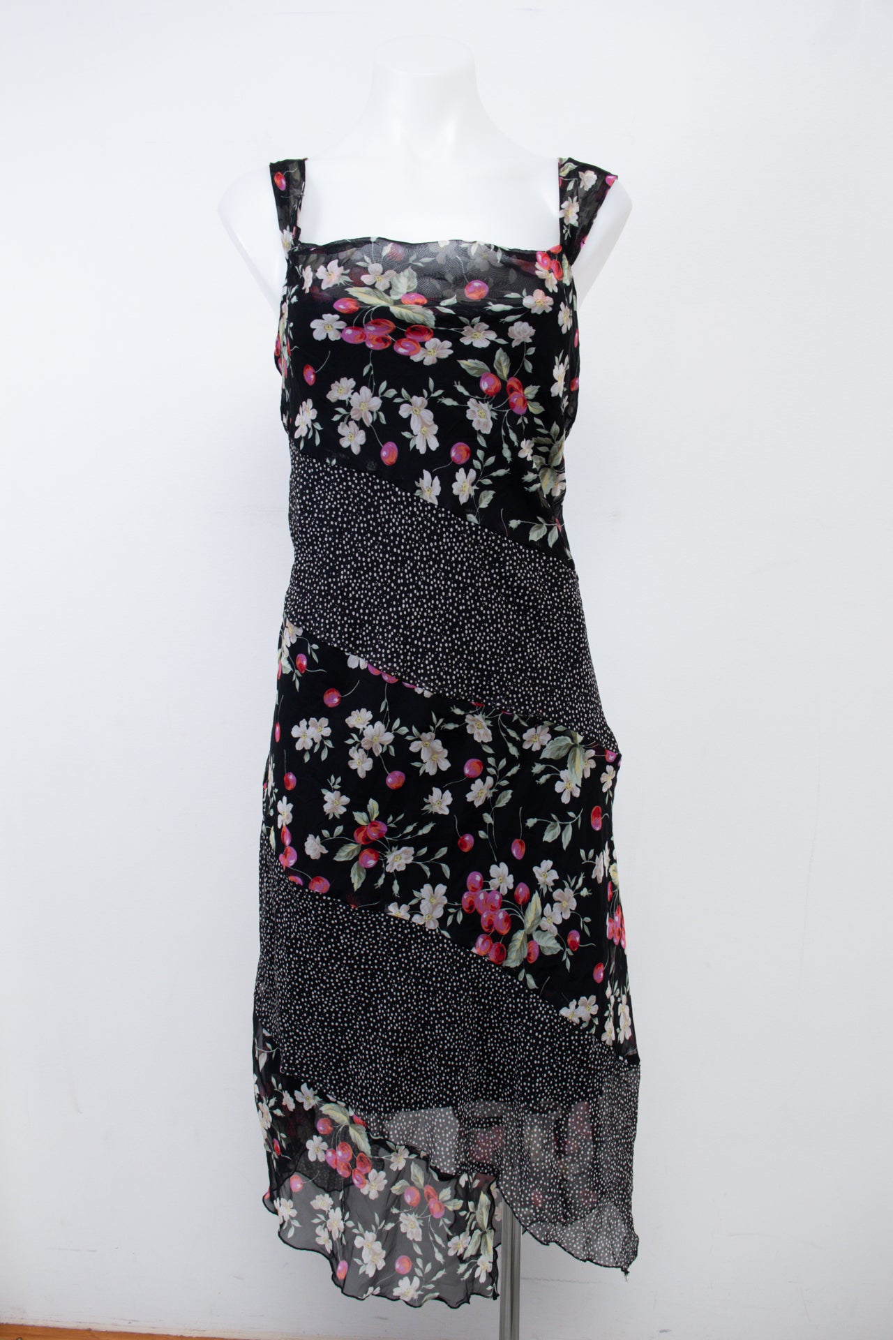 #121 Before.... Skirt Black | c. 207 | Size 8
