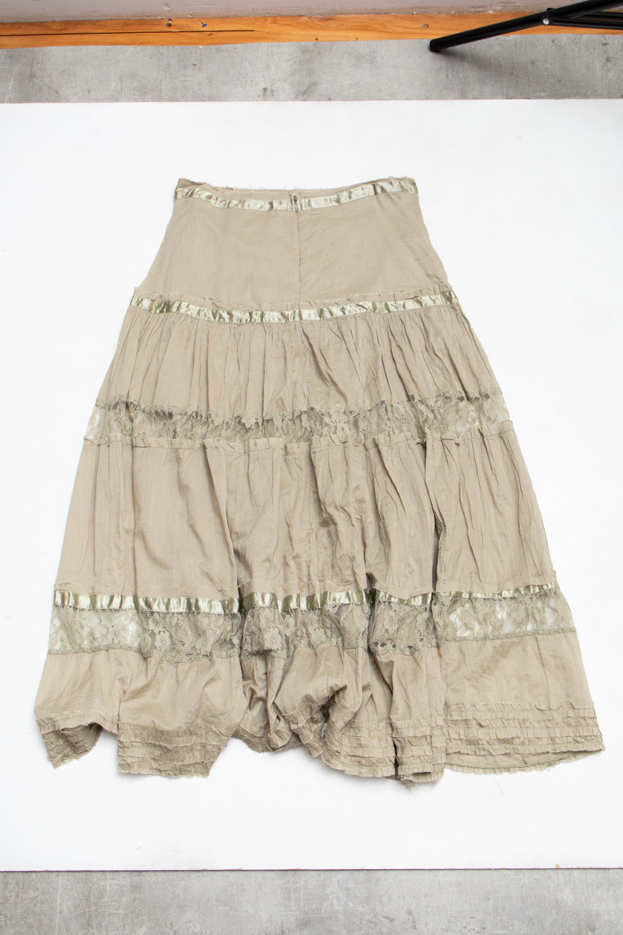 #144 Ceto Blanca Skirt Beige | c. 193 | Size 10