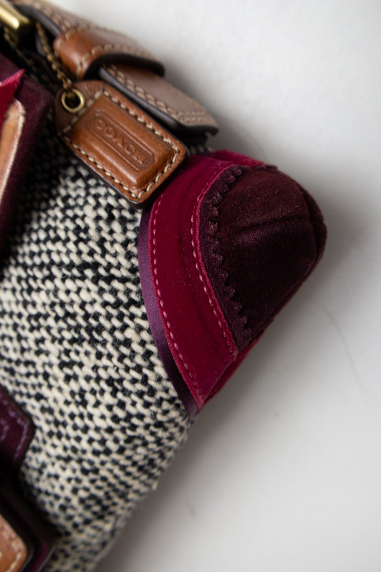 #186 Coach Wool Flat Soho Bag Brown | c. 196 | Size