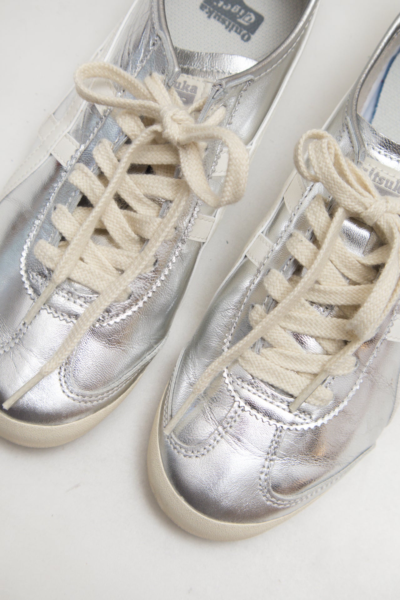 #178 Onitsuka Tiger Sneakers Silver | c. 173 | Size AU8.5