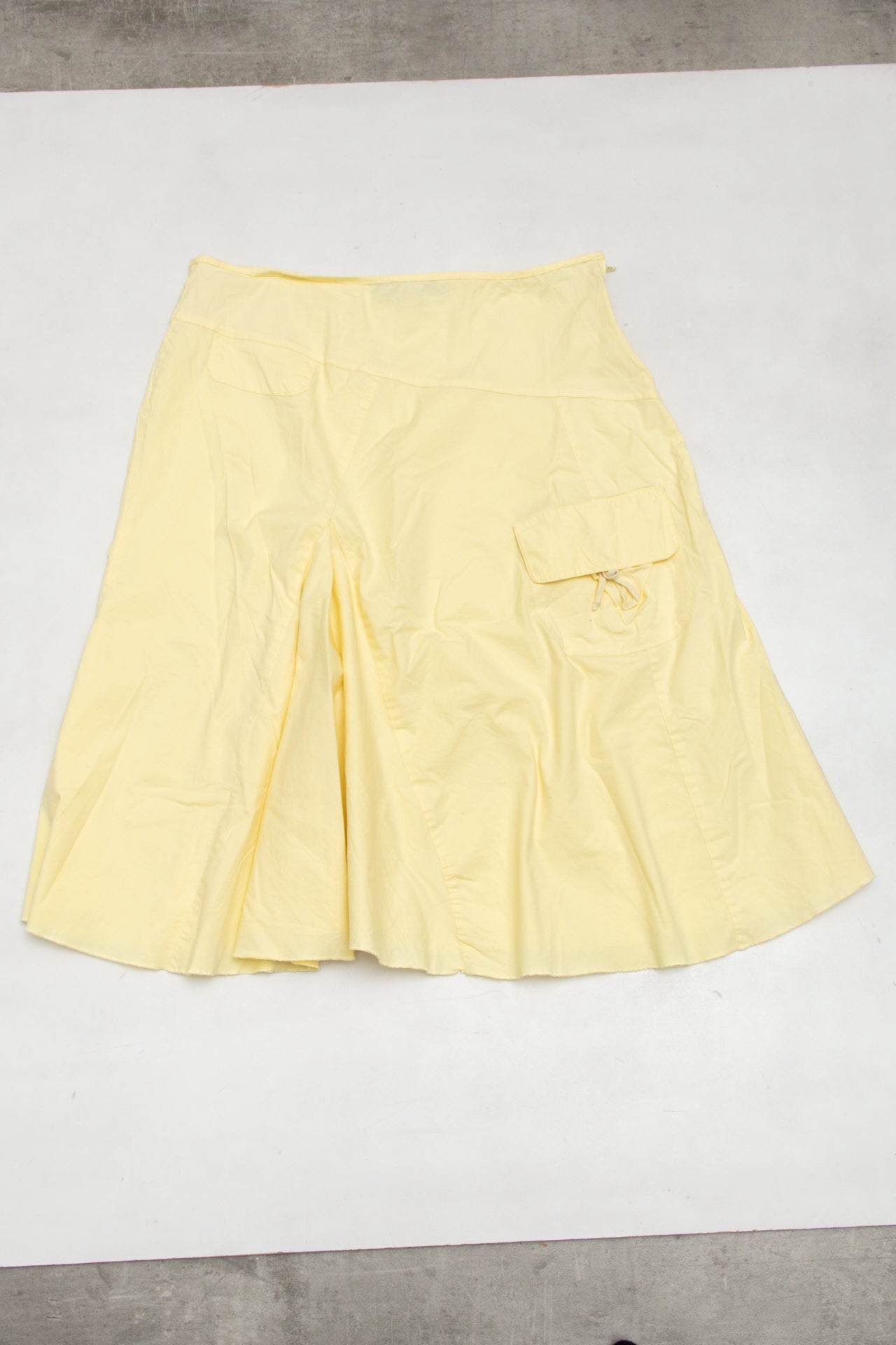 #154 Too Hot Skirt Yellow | c. 173 | Size 12/14