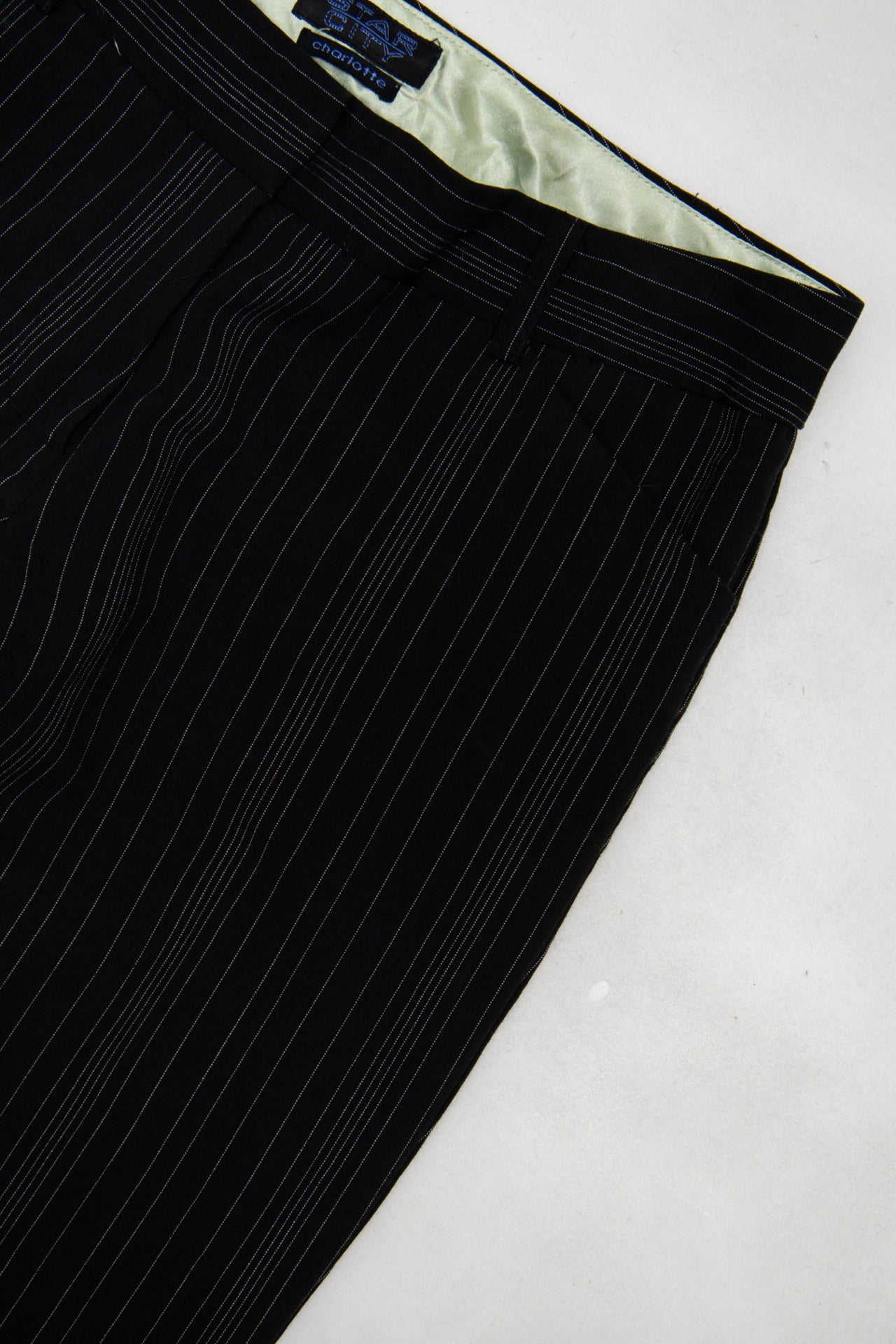 #97 Star City Pinstripe Wide-leg Dress Pants Black | c. 173 | Size 6