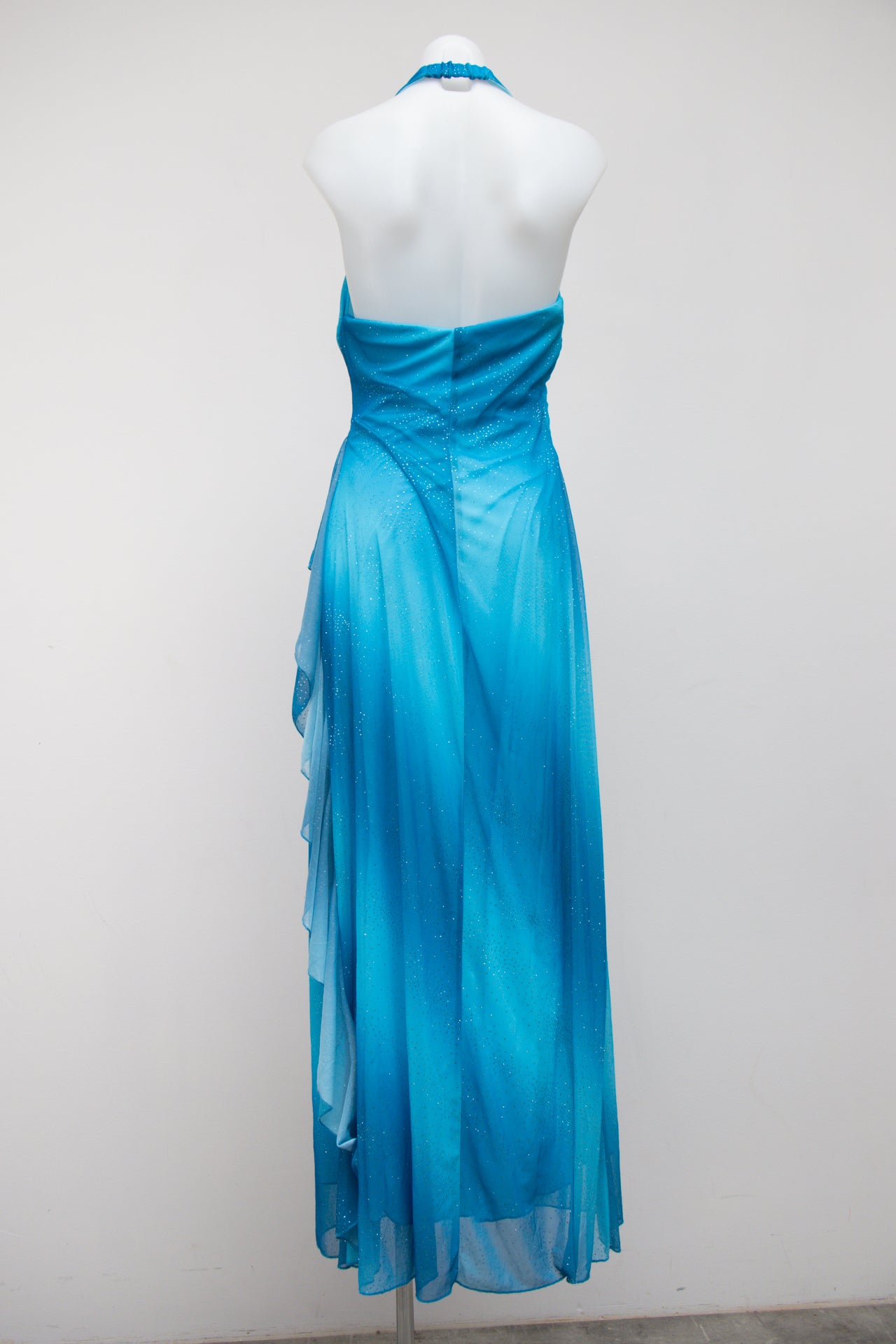 #112 B. Darlin Halter Top Blue | c. 175 | Size 10