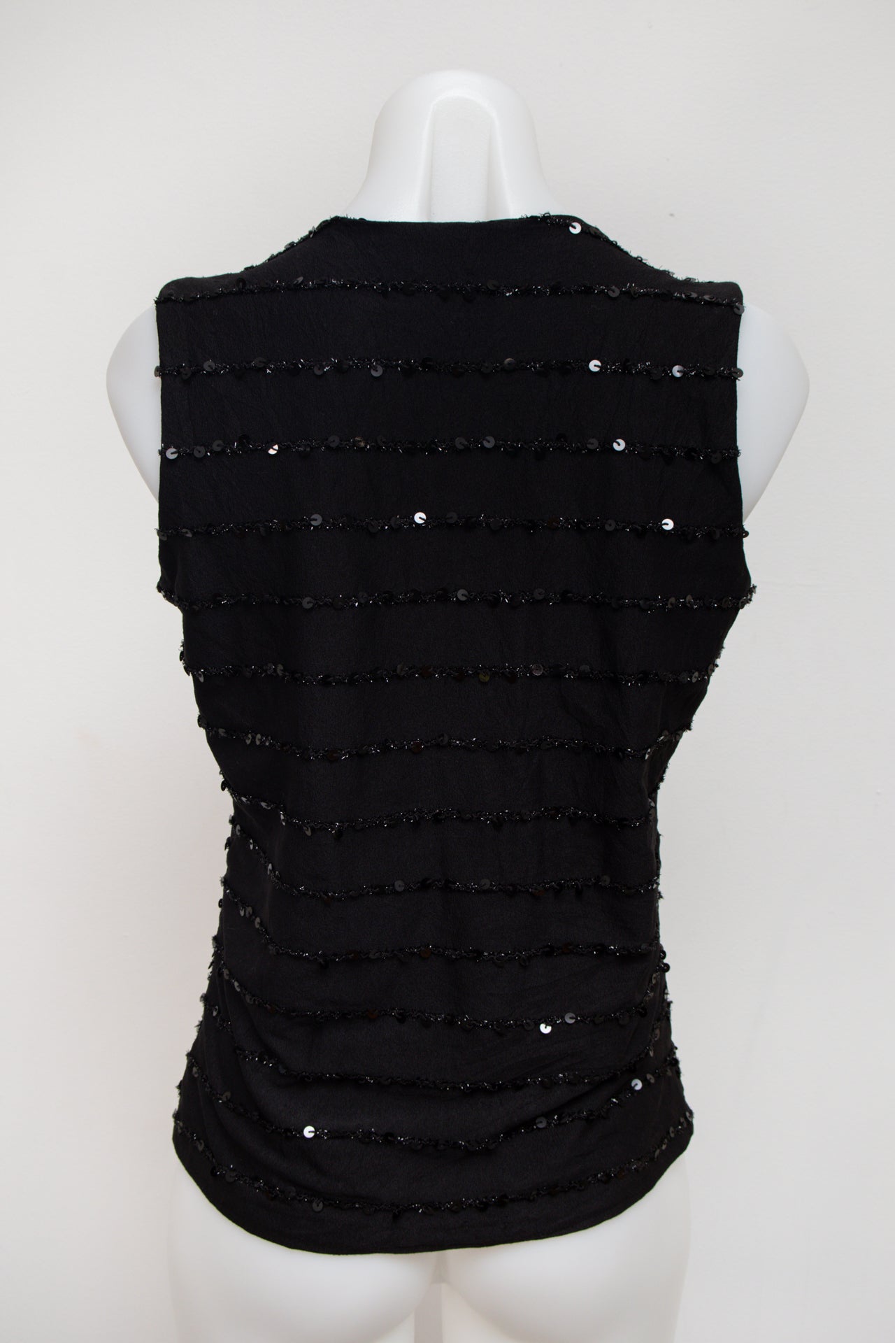 #118 Mesmerize Tank Top Black | c. 176 | Size 8/10