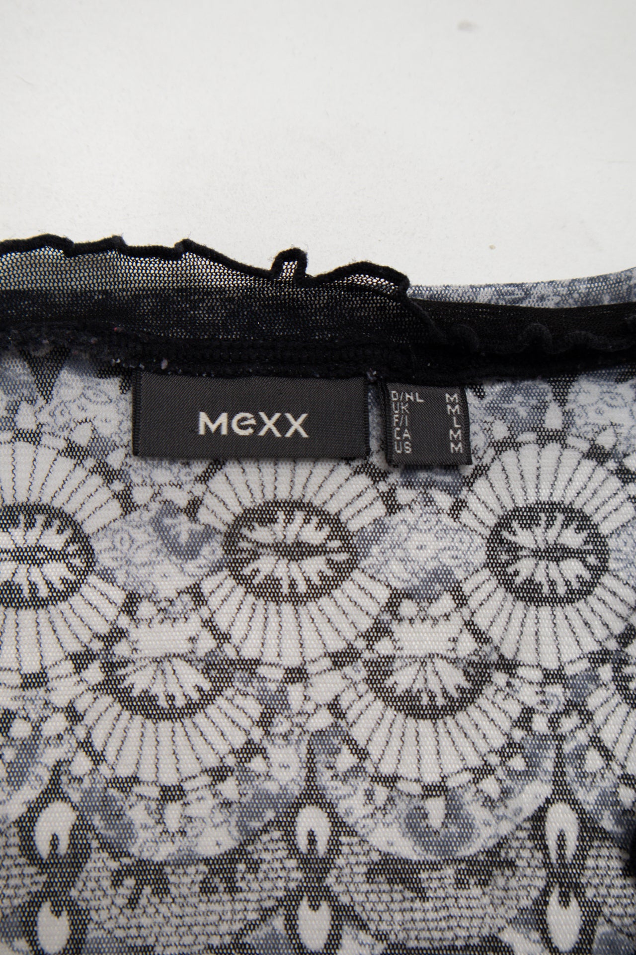 #45 Mexx Short-sleeve Lace Top Black | c. 173 | Size 12