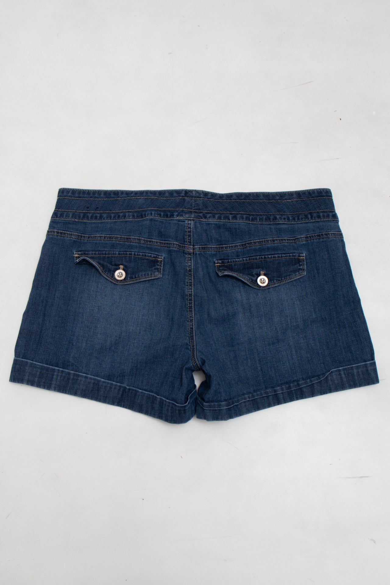 #145 White House Black Market Denim Shorts Blue | c. 173 | Size 14