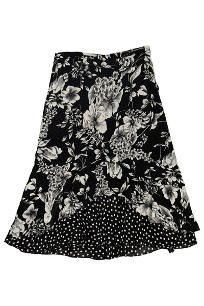 #202 Skirt Black | c. 175 | Size 16